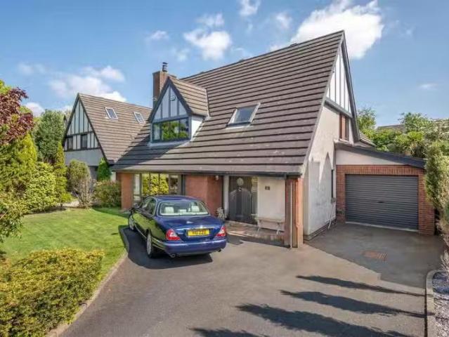 3 Regency Park