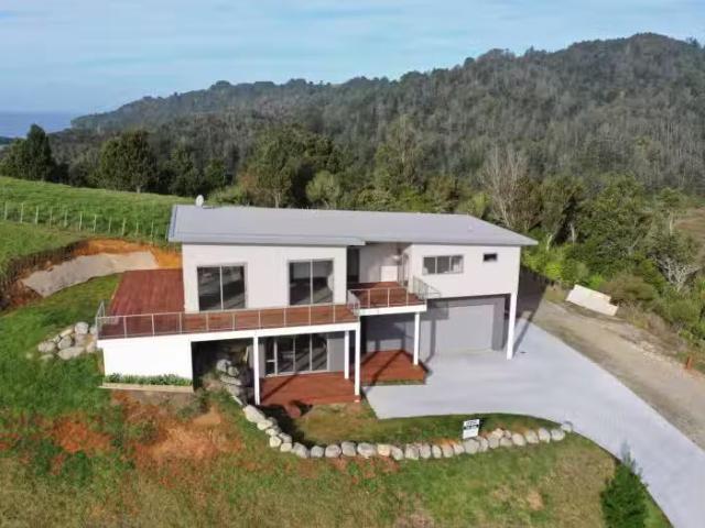 3 Rewarewa Rise, Whangamata, Thames Coromandel For Sale