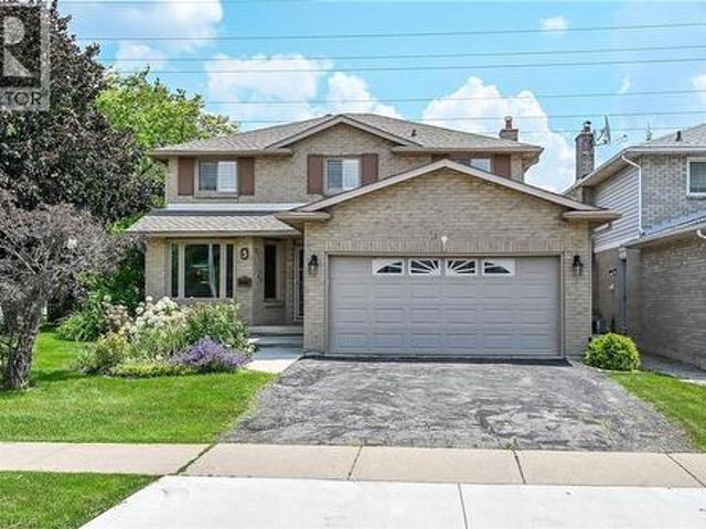 3 Ridgemount Drive, Hamilton, ON, L8W 2R6 house for sale | Listing ID 40846 | Royal LePage