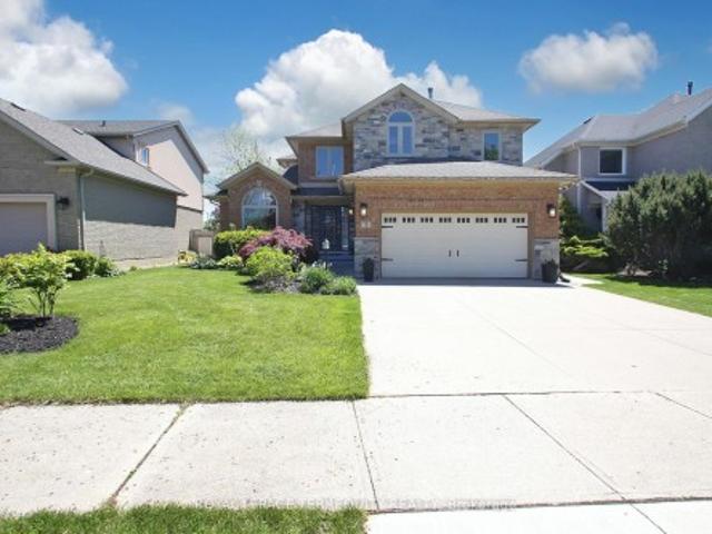3 Riviera Ridge, Hamilton, ON, L8E 5E5 house for sale | Listing ID X13080 | Royal LePage