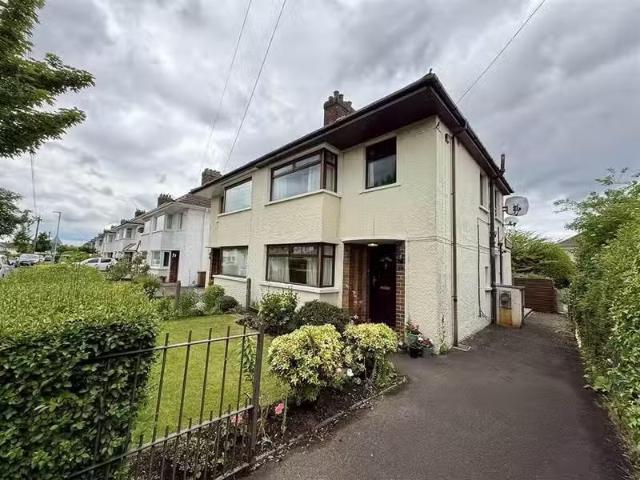 3 Rochester Drive
