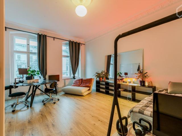 3 Room Altbau home located in Moabit with lots of light, Berlin Amsterdam Apartments for Rent