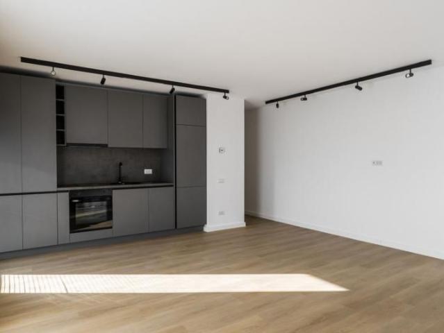 3 room apartment, new building, parking, subway Piata Victoriei