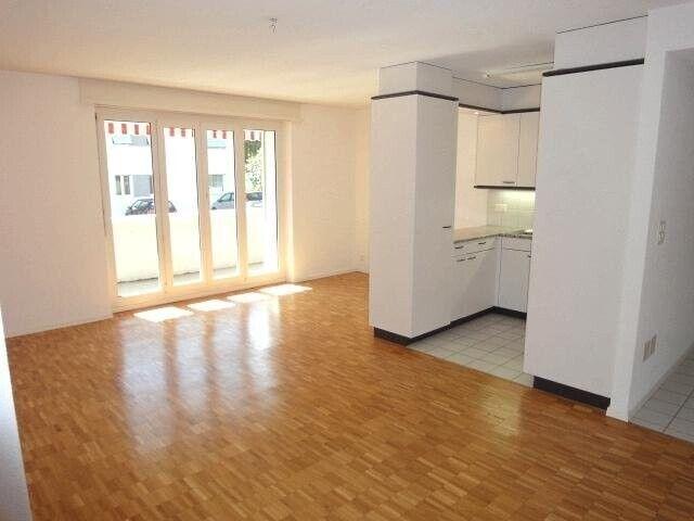 3 room apartment on the 2nd floor with balcony