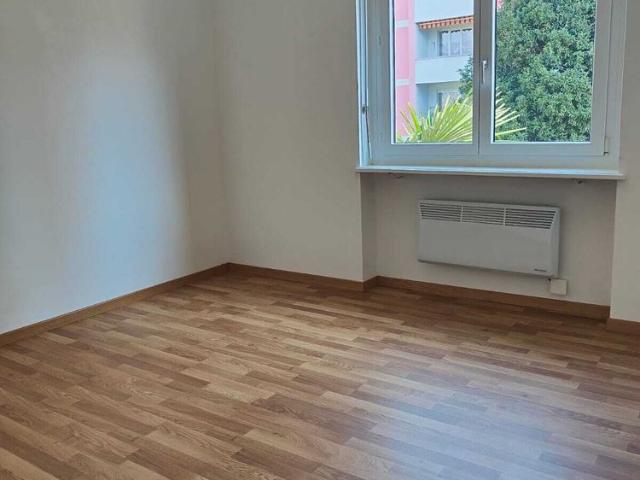 3 room apartment for rent on the 1st floor