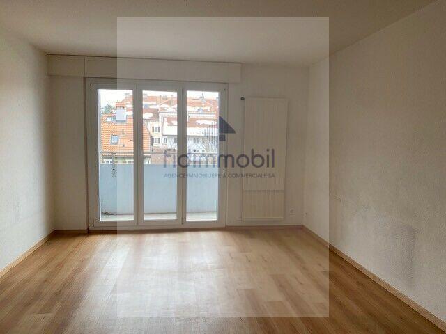 3 room apartment with balcony, Fritz Courvoisier 24, La Chaux de Fonds