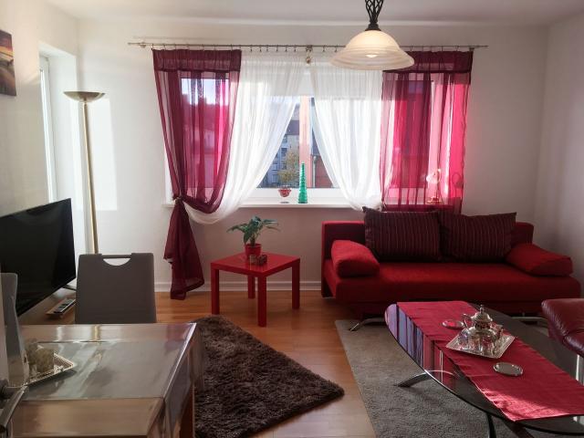 3 room apartment with parking space close to the city!, Kiel Amsterdam Apartments for Rent