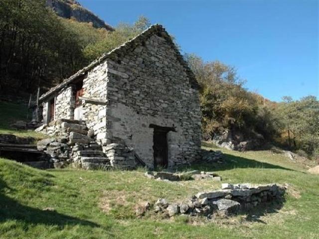 3 Room farm house