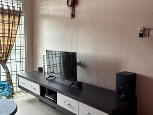 3 Room JB Austin Lake View Apartment For Sale