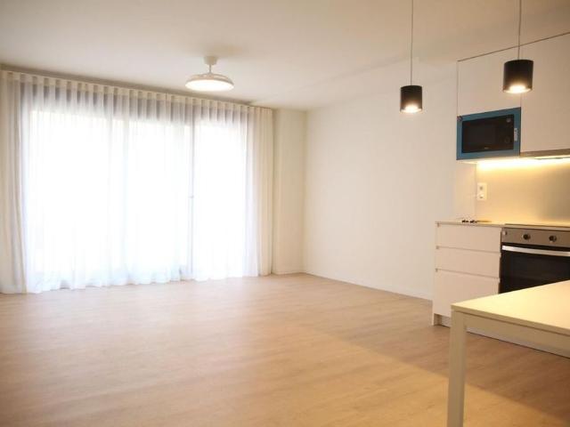 3 room luxury Apartment for rent in Valencia
