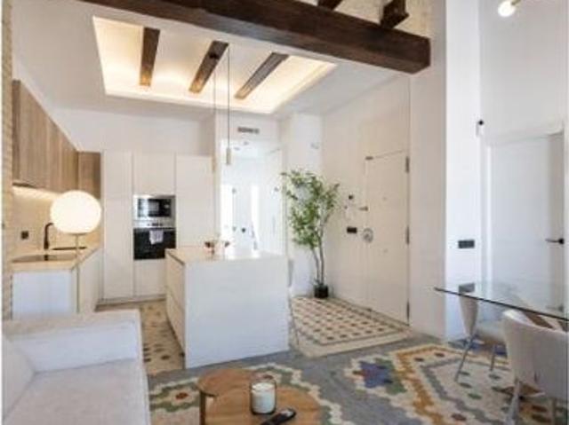 3 room luxury Apartment for rent in Valencia, Spain