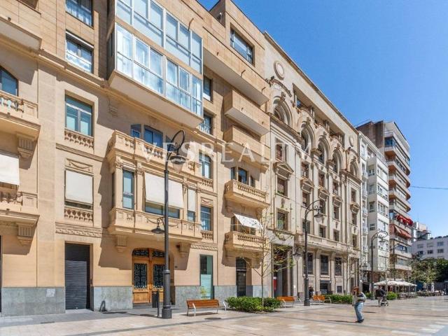 3 room luxury Apartment for rent in Alicante, Spain