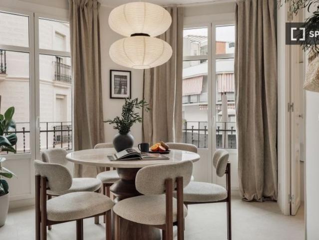 3 room luxury Apartment for rent in Barcelona, Catalonia