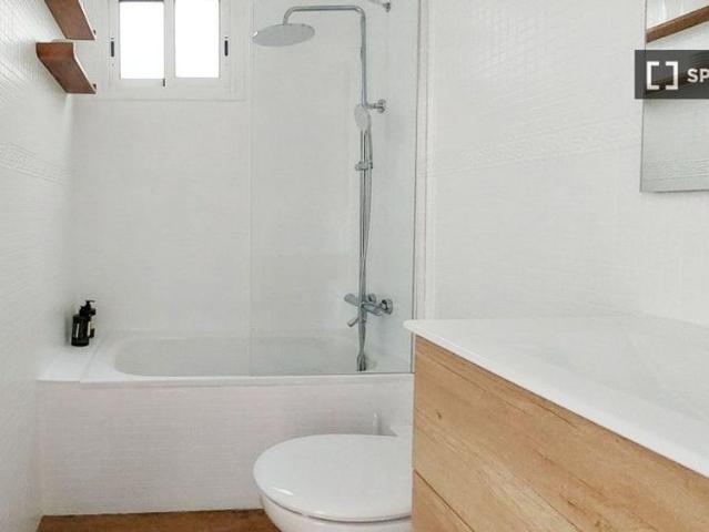 3 room luxury Apartment for rent in Barcelona, Spain