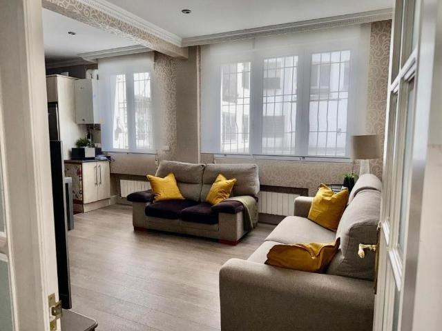 3 room luxury Apartment for rent in Bilbao, Spain