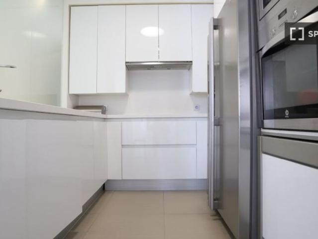 3 room luxury Apartment for rent in Madrid, Spain