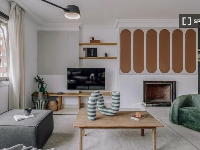 3 room luxury Apartment for rent in Madrid, Spain