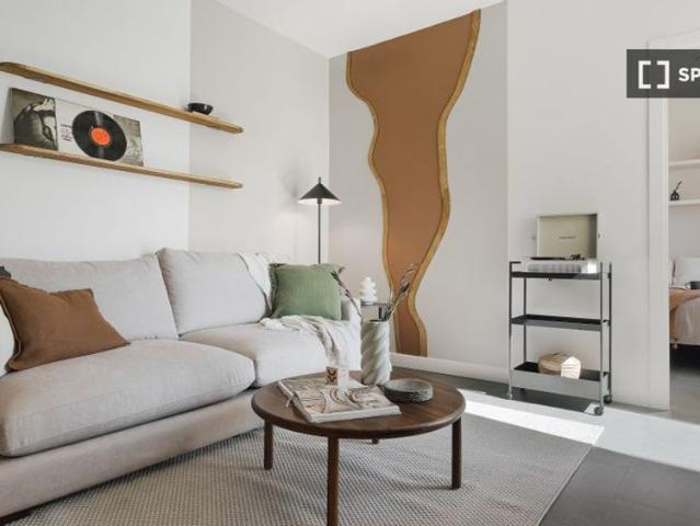3 room luxury Apartment for rent in Madrid, Spain