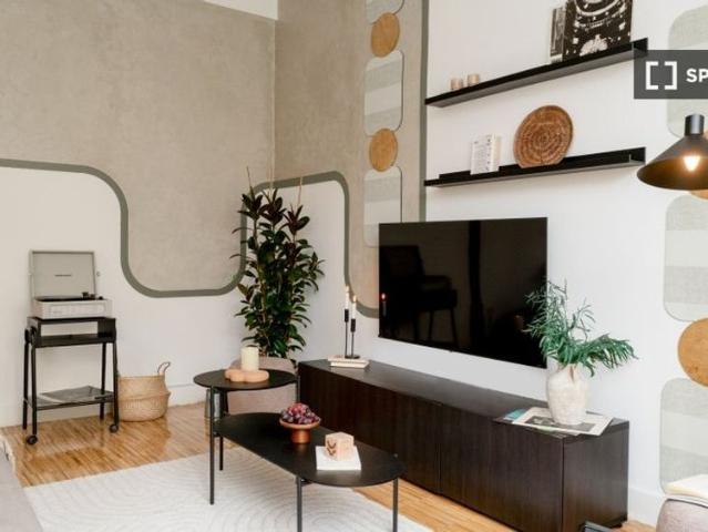 3 room luxury Apartment for rent in Madrid, Spain