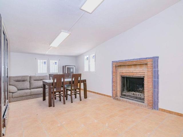 3 room luxury Farmhouse for rent in Chauchina, Andalusia