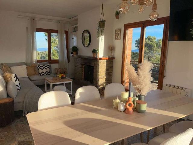 3 room luxury Flat for rent in Cànoves i Samalús, Spain