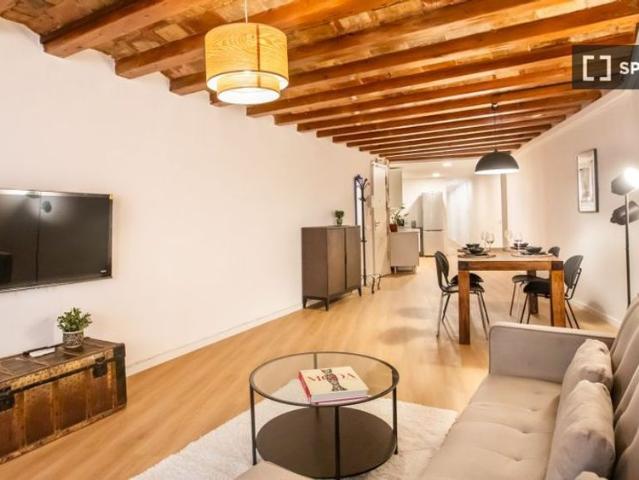3 room luxury Flat for rent in Barcelona, Spain