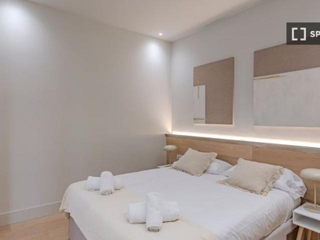 3 room luxury Flat for rent in Barcelona, Spain