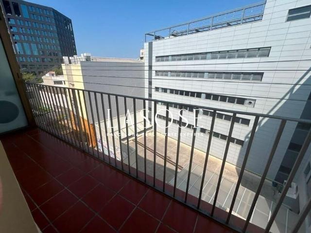 3 room luxury Flat for rent in Barcelona, Spain