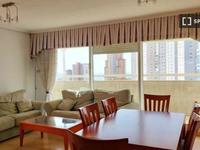 3 room luxury Flat for rent in Benidorm, Spain