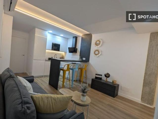3 room luxury Flat for rent in Madrid, Spain