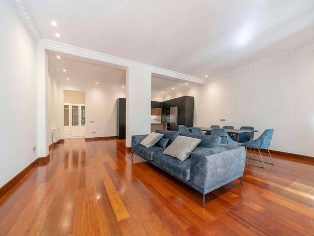 3 room luxury Flat for rent in Madrid, Spain