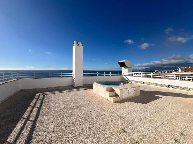 3 room luxury Flat for rent in Marbella, Spain