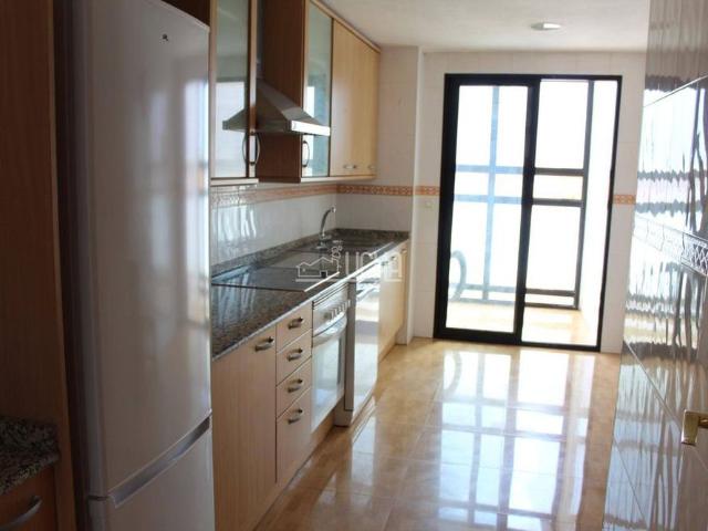 3 room luxury Flat for rent in Valencia