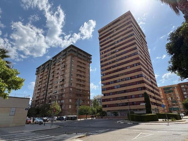 3 room luxury Flat for rent in Valencia