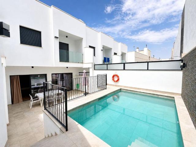 3 room luxury House for rent in Nerja, Andalusia