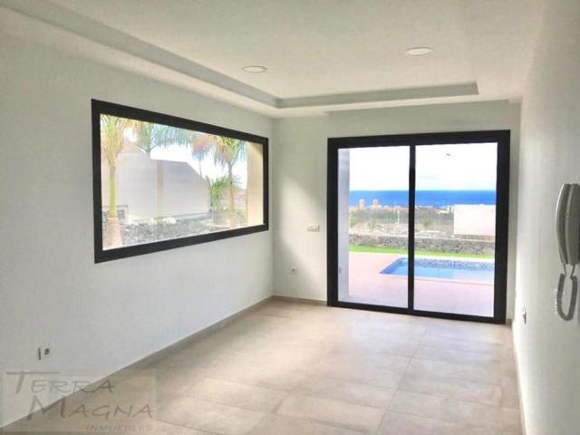 3 room luxury House for rent in Adeje, Spain