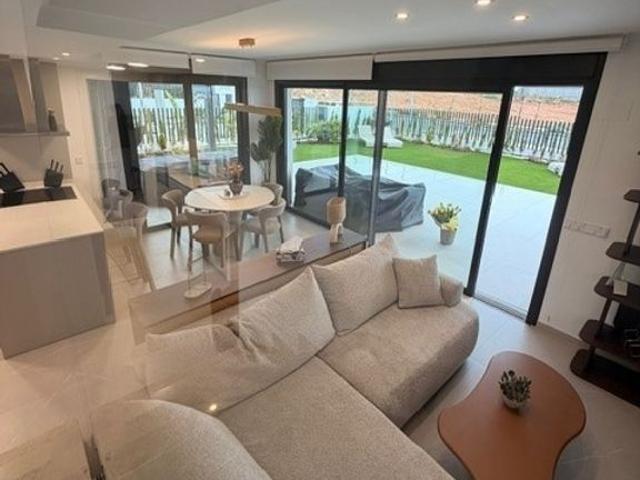 3 room luxury House for rent in Torrevieja, Spain