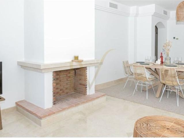 3 room luxury penthouse for rent in Benahavís, Spain