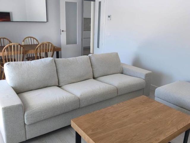 3 room luxury penthouse for rent in Estepona, Andalusia