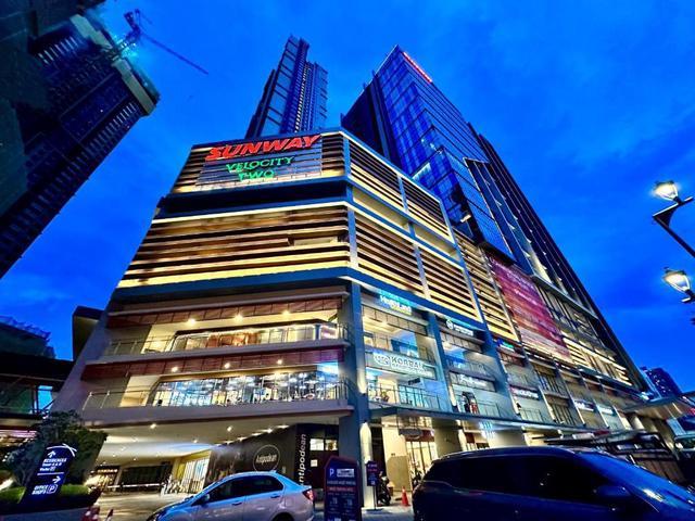 3 Room Sunway Velocity TWO Maluri Aeon LRT MRT Rare unit