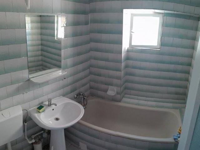 3 rooms apartment for rent Center Iasi # code 453