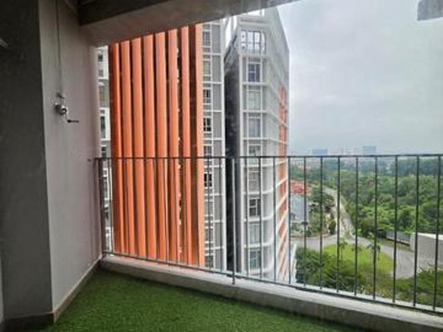 3 Rooms Apartment in Suria Jelutong Bukit Jelutong With 4 Car Park