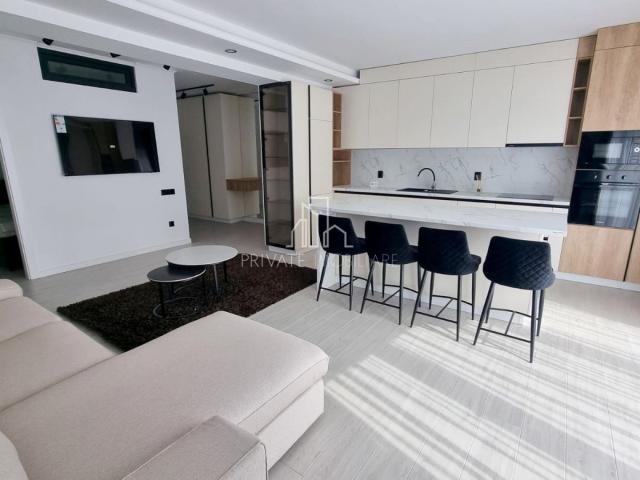 3 rooms apartment new block of flats/LUX, parking for rent, downtown