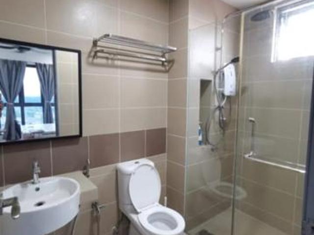 3 Rooms Corner Unit High Floor Fully Furnished Move in ready Amerin
