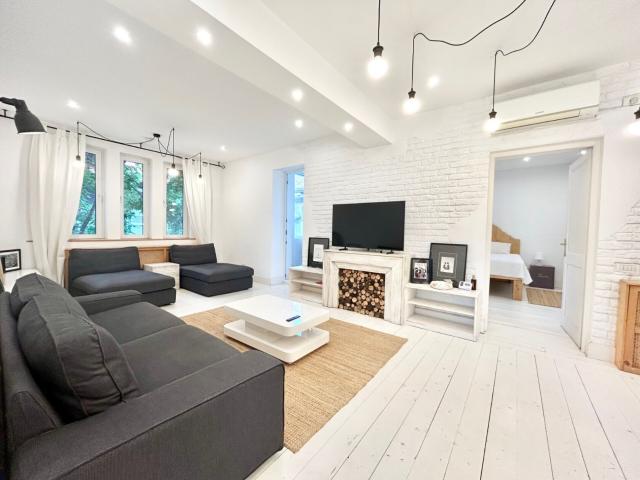 3 rooms dorobanti capitale