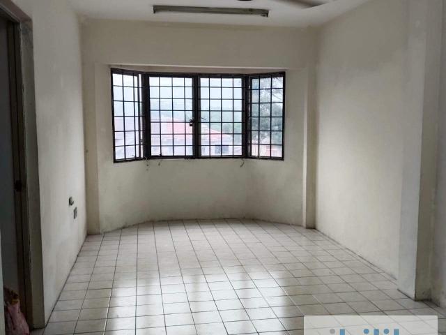 3 Rooms Permai Apartment, Damai Damansara near One Utama & IkEA