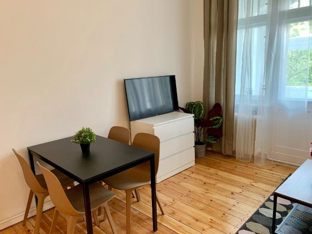 3 Rooms with Balcony in Charlottenburg