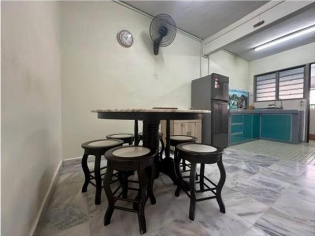3 ROOMs 1st FLOOR Kesidang Indah Apartment Kampung Lapan Melaka