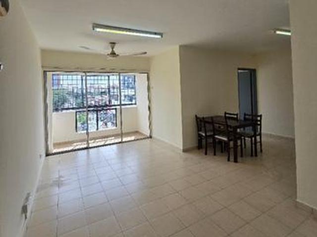 3 Rooms 2 Bath Jasmin Apartment TAMAN SRI RAMPAI For Sale