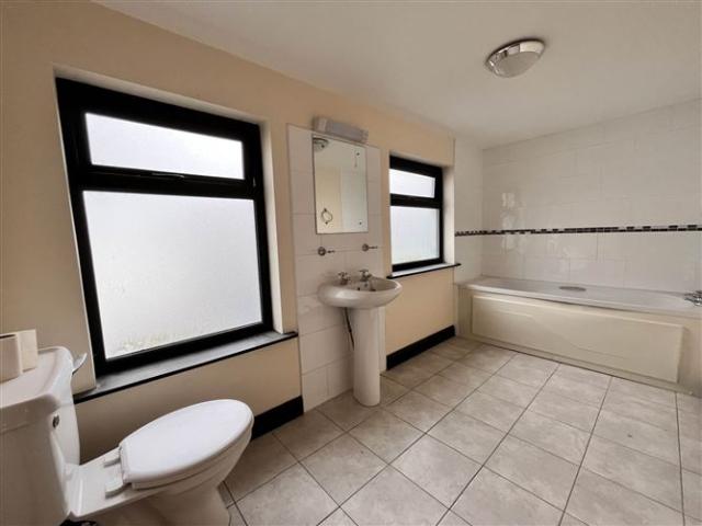 3 St. Anthonys Place, Woodquay, Galway Colleran Auctioneers 4841 MyHome. Ie Residential